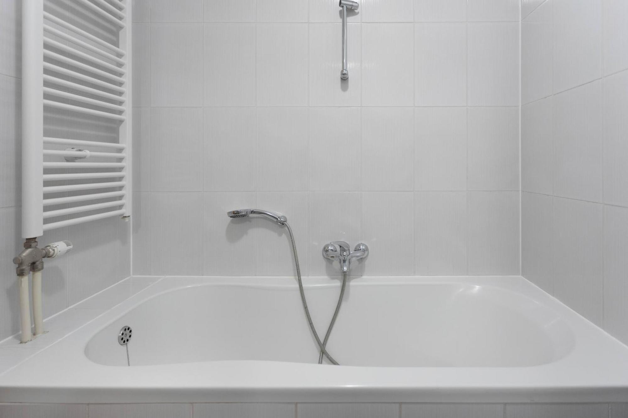 Ferienwohnung Sunny 1Bdr With Balcony & Parking Zagreb Exterior foto