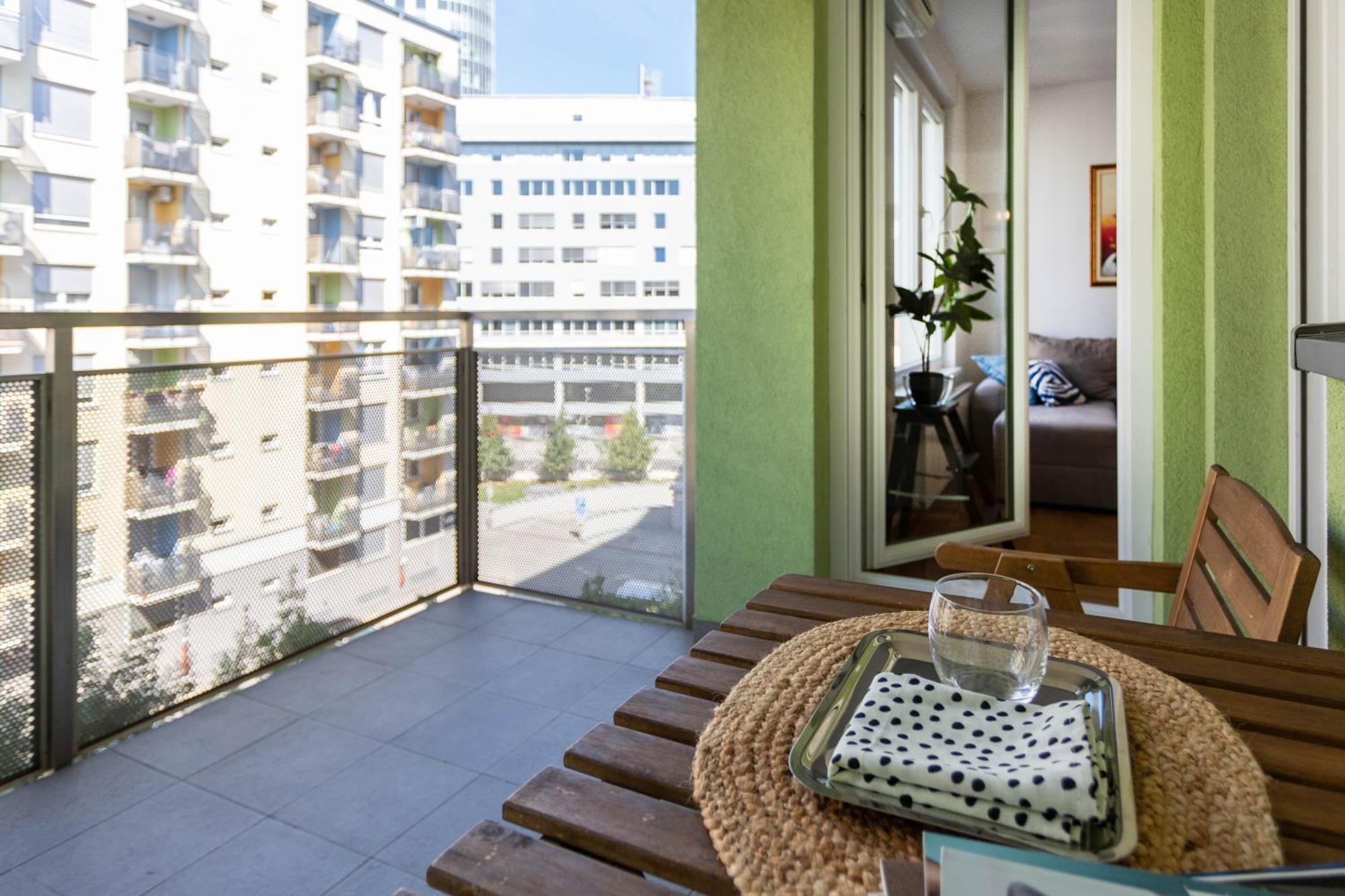 Ferienwohnung Sunny 1Bdr With Balcony & Parking Zagreb Exterior foto